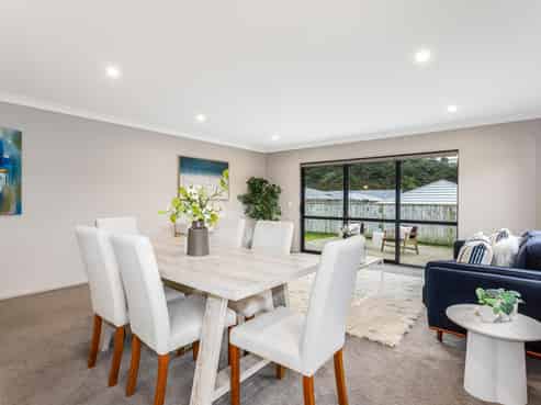 44A Staithes Drive North, Paremata