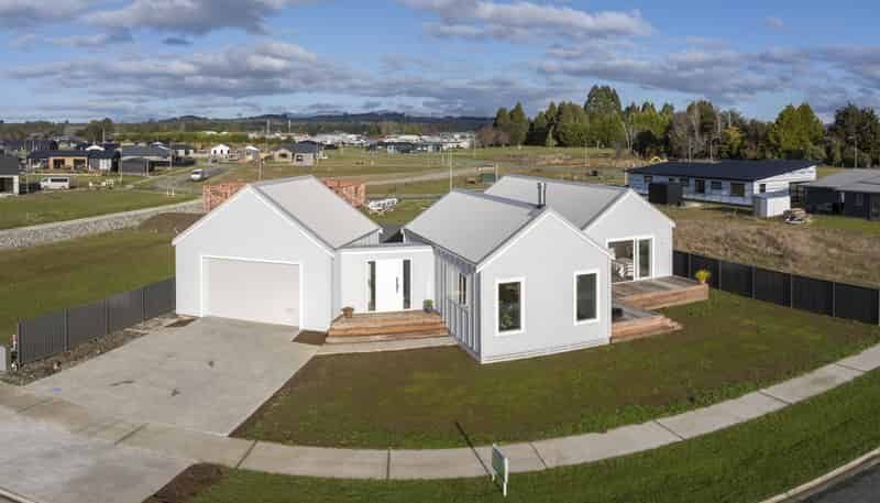 78 Tukare Loop, Te Anau