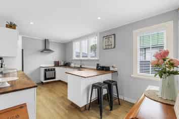 92a Milson Line, Milson