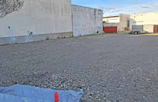 700M² STORAGE YARD DEPOT
