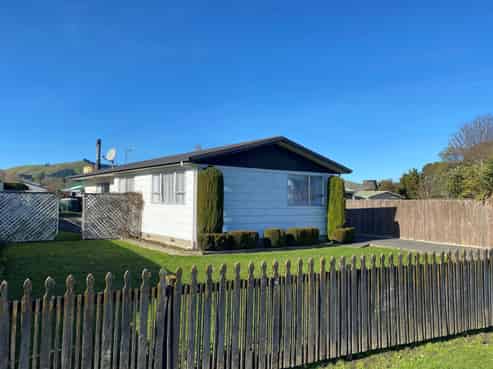 24 Levin Street, Cheviot