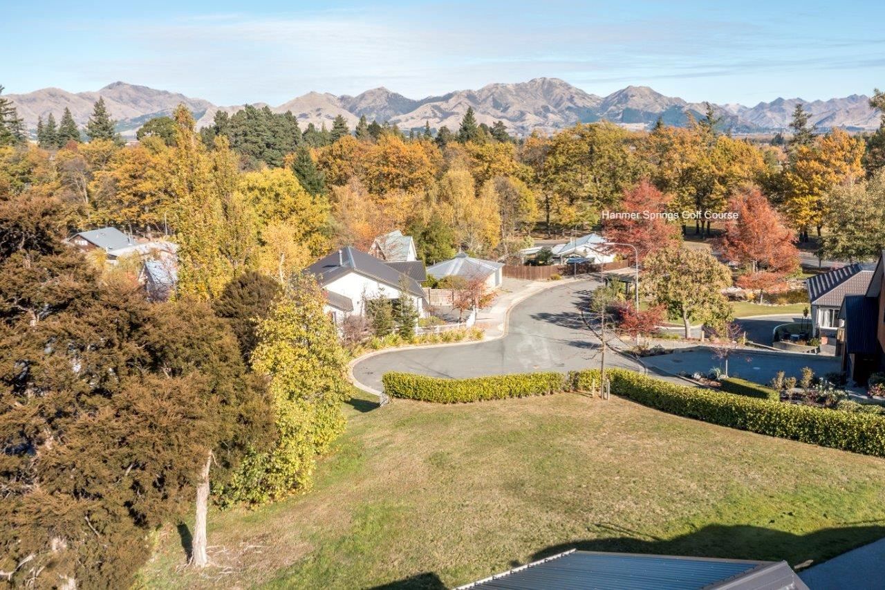 Sharp Price! - Central Village! - Bild 2
