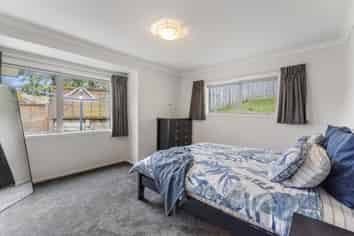 11B Poneke Drive, Waikanae