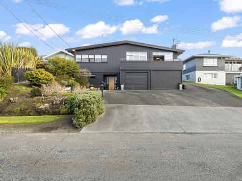15 Windsor Terrace, Feilding