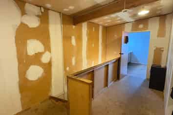 Modernised Trade Showroom/Warehouse 