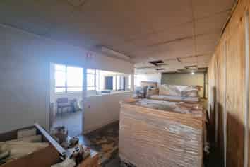 Big workshop/storage in Alicetown