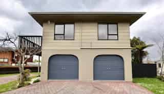 141 West Harbour Drive, West Harbour