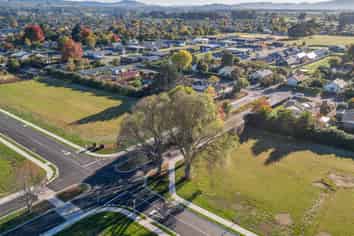 8 Ross Taylor Lane, Masterton