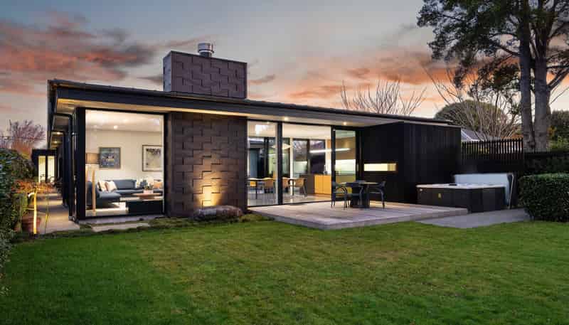 21 Rochdale Street, Fendalton
