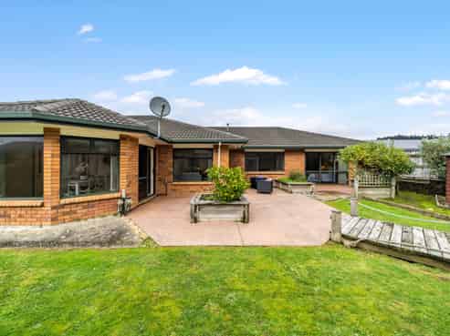 45 Kirton Drive, Riverstone Terraces