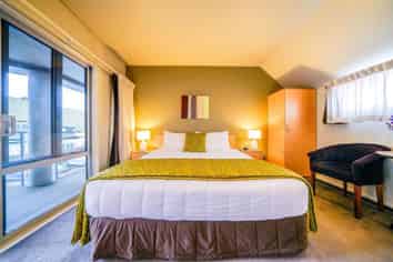 City Centre Location - Highly Maintained