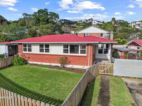 120 Bowen Place, Thames