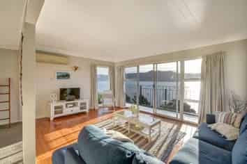 35 Oxley Crescent, Broad Bay