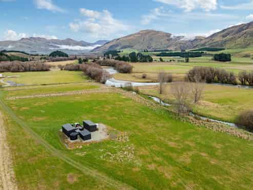 1604 Kingston Garston Highway, Garston