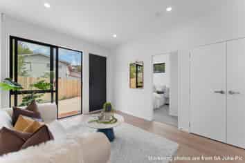 6c Julia Place, Totara Vale