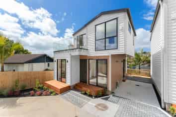 6c Julia Place, Totara Vale