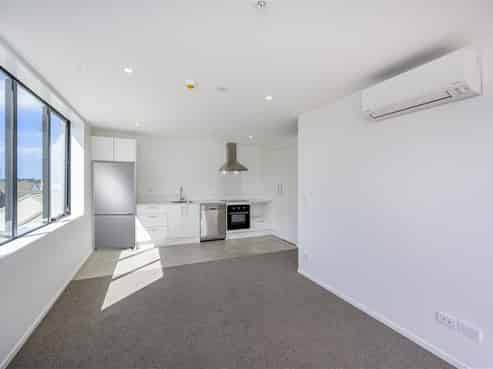 107/5 Rauemi Way, Te Atatu South