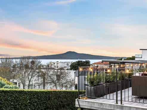 2 Brookfield Street, St Heliers