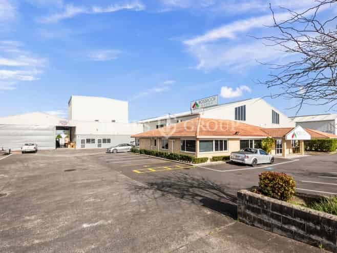 Large-Scale Industrial with Yard & Breezeway