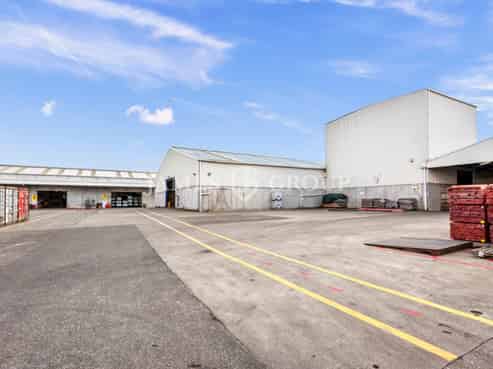 Large-Scale Industrial with Yard & Breezeway