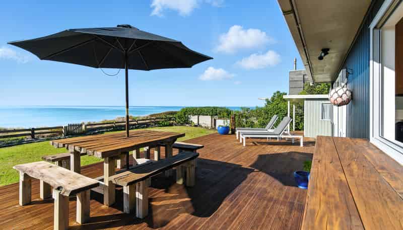 17 Pukehina Parade, Pukehina