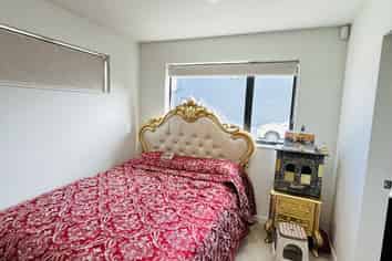 2/19 Calvert Avenue , Mangere