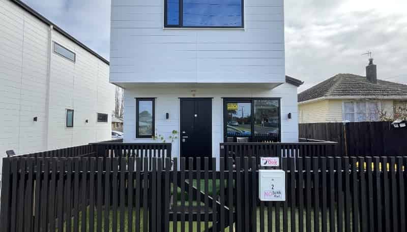 2/19 Calvert Avenue , Mangere
