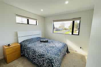 2/19 Calvert Avenue , Mangere