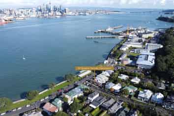 33 Queens Parade, Devonport