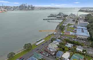 33 Queens Parade, Devonport