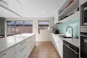 18 Cherry Avenue, Darfield