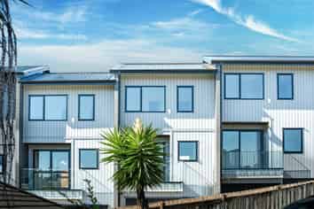 2/21 Valonia Street, New Windsor