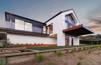 10 Flowers Lane, Cracroft