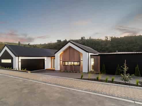 10 Flowers Lane, Cracroft