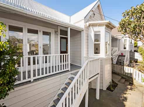 23 Princess Terrace, Newtown