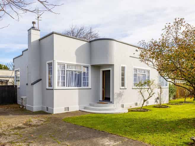 15 Kauri Street, Roslyn