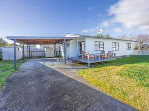 12 Redwood Drive, Waipukurau and Surrounds