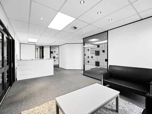Modern CBD Fringe Office with Parking