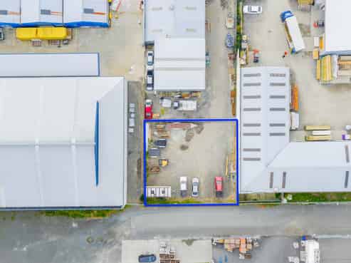 Secure Yard in Niven Street