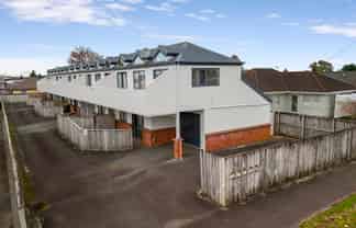 17A-E Paterson Street, Frankton