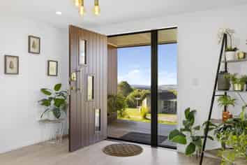 5 Grandview Lane, Acacia Bay