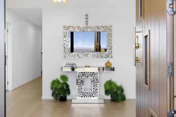 5 Grandview Lane, Acacia Bay