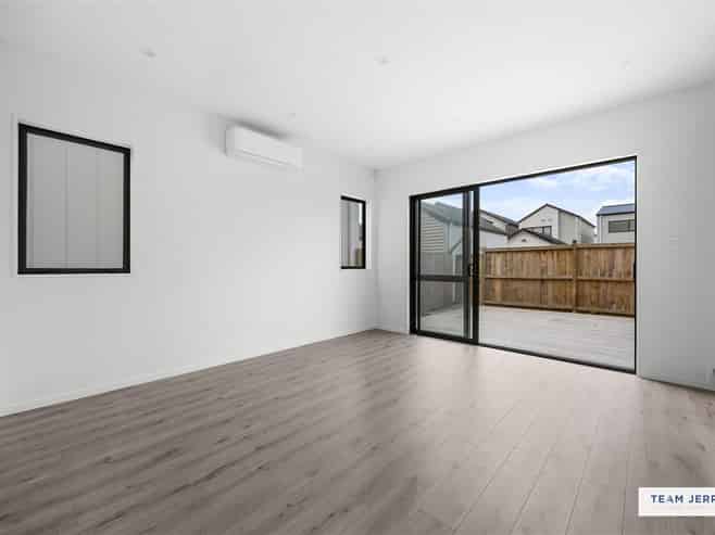  137 Grove Road, Takanini