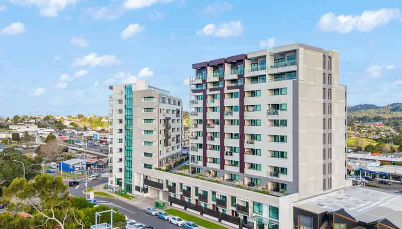707/6 Waikumete Road, Glen Eden