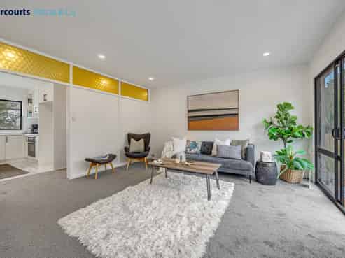 2/81 Stredwick Drive, Torbay