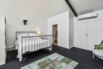 SCARCE FREEHOLD LOFT
