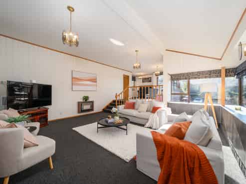 11 Duval Grove, Tawa