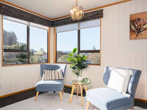 11 Duval Grove, Tawa