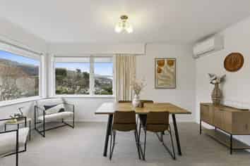 17A Tawa Terrace, Tawa