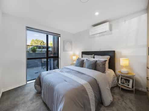 64D Coronation Road, Mangere Bridge